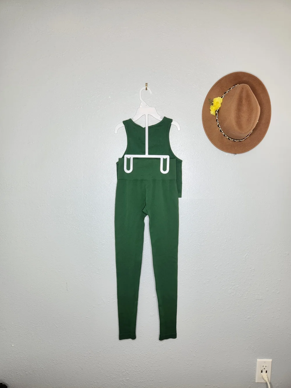 NWT Pull&Bear Green Ribbed Tank Top&Leggings Matching Set